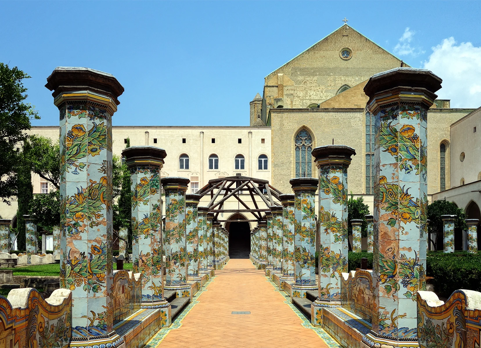 Naples_santa_chiara_cloitre_travée_centrale